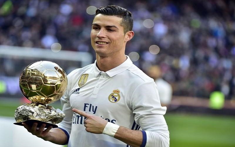 Awards that Cristiano Ronaldo has won throughout his career. 1 image 6